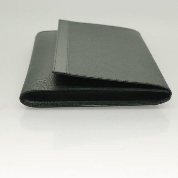 LOUIS VUITTON Taiga Leather Volga Briefcase Epicea LV Auth - Picture 4 of 16